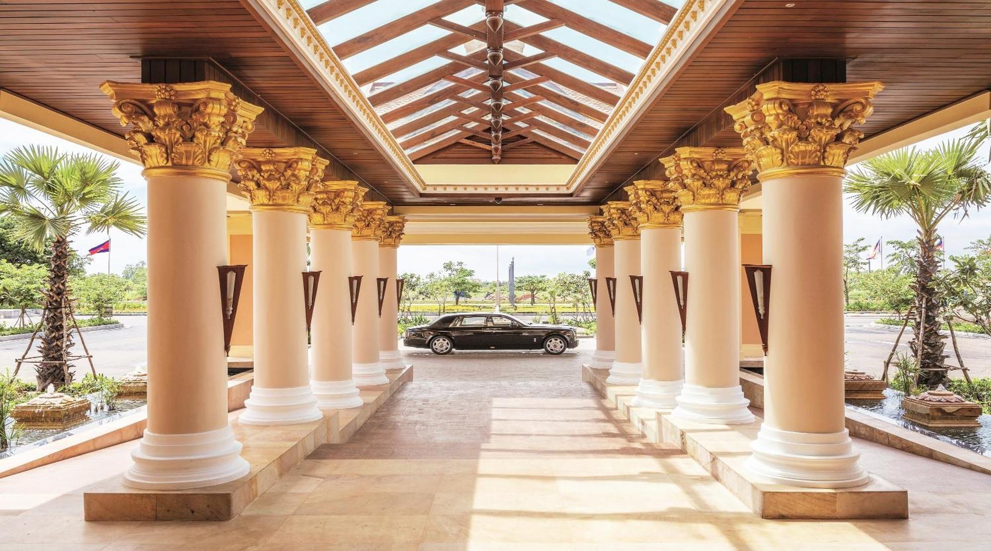 Sokha Siem Reap Resort & Convention Center Exterior photo
